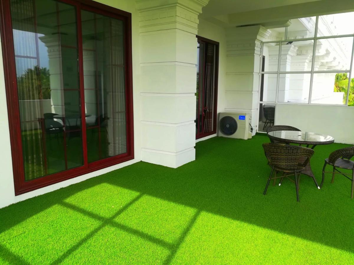 Euro Star Hotel Katunayaka Buitenkant foto